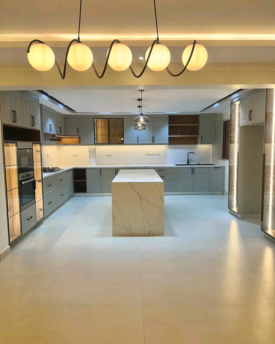 Kitchen 4